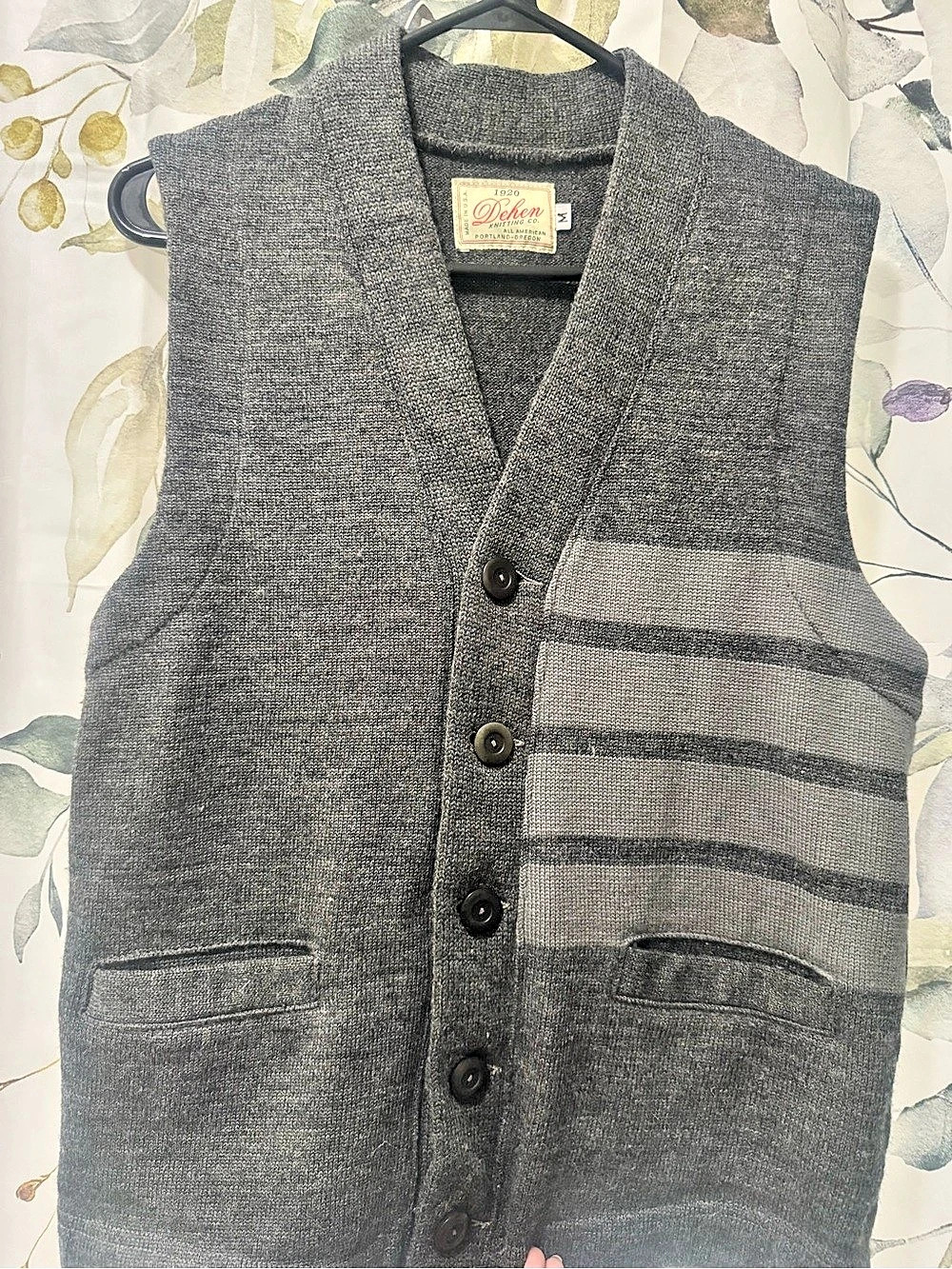 Dehen 1920 Men's Wool Button-Front Vest Size Medium